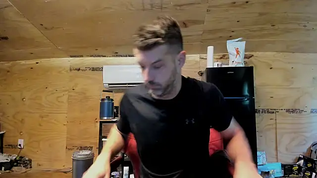 Snapshot of Kenny_Kyle chatting on 09/10/25, 01:44 Kenny Kyle online show from 09/10/25, 01:44