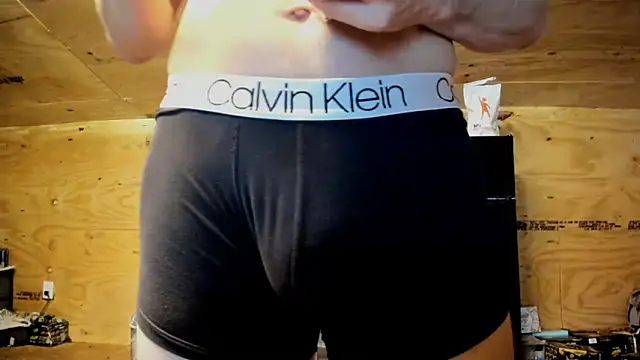 Snapshot of Kenny_Kyle chatting on 09/21/25, 03:30 Kenny Kyle online show from 09/21/25, 03:30