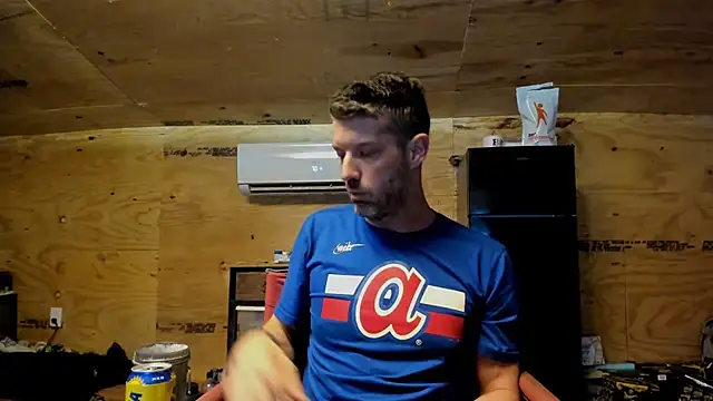 Snapshot of Kenny_Kyle chatting on 09/23/25, 01:08 Kenny Kyle online show from 09/23/25, 01:08