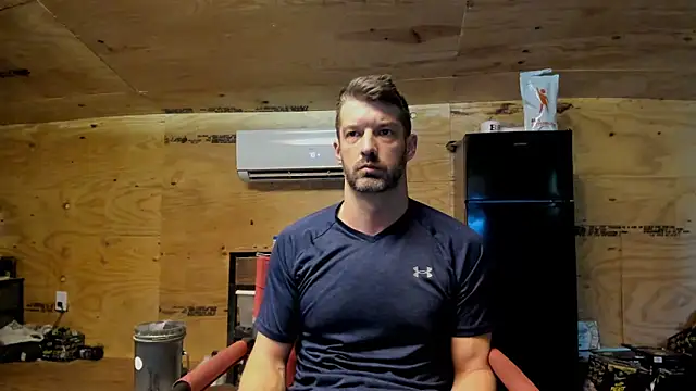 Snapshot of Kenny_Kyle chatting on 09/25/25, 01:59 Kenny Kyle online show from 09/25/25, 01:59