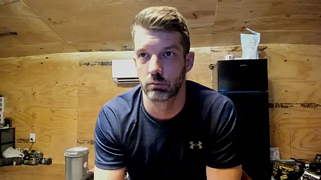 Snapshot of Kenny_Kyle chatting on 09/26/25, 02:04 Kenny Kyle online show from 09/26/25, 02:04