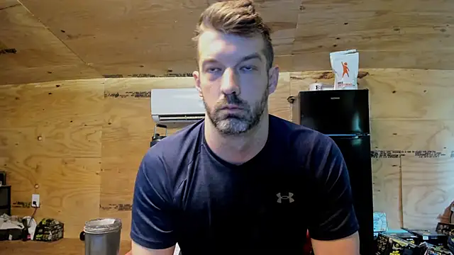 Snapshot of Kenny_Kyle chatting on 09/26/25, 02:10 Kenny Kyle online show from 09/26/25, 02:10