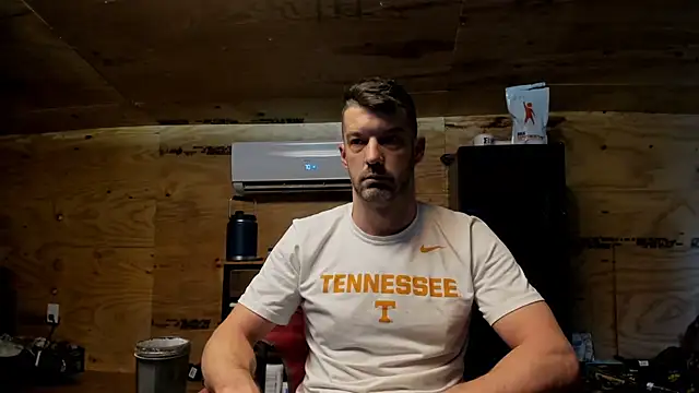 Snapshot of Kenny_Kyle chatting on 09/27/25, 12:54 Kenny Kyle online show from 09/27/25, 12:54