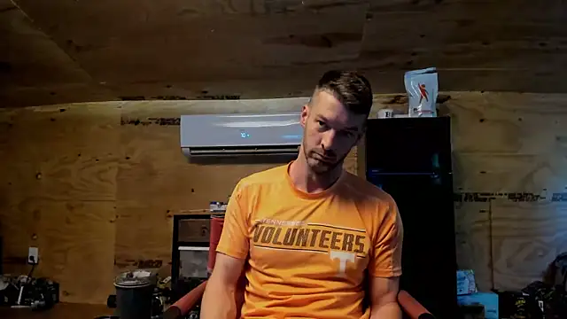 Snapshot of Kenny_Kyle chatting on 09/28/25, 01:49 Kenny Kyle online show from 09/28/25, 01:49