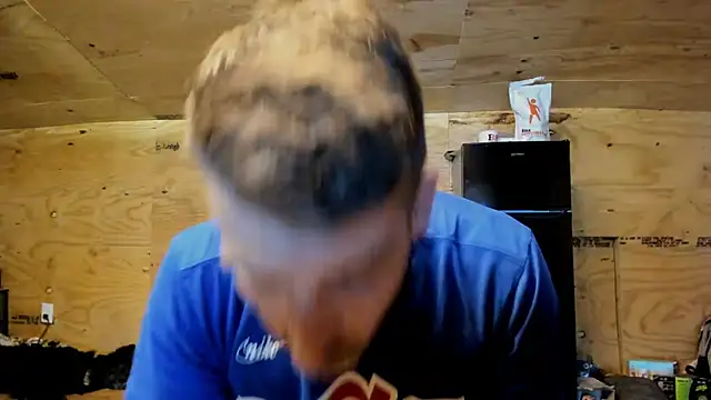 Snapshot of Kenny_Kyle chatting on 10/09/25, 10:52 Kenny Kyle online show from 10/09/25, 10:52