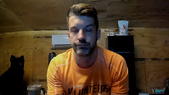 Snapshot of Kenny_Kyle chatting on 11/01/25, 11:18 Kenny Kyle online show from 11/01/25, 11:18