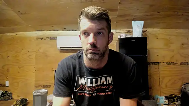 Snapshot of Kenny_Kyle chatting on 11/03/25, 03:19 Kenny Kyle online show from 11/03/25, 03:19