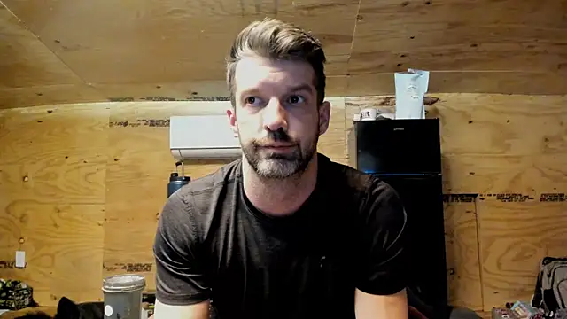 Snapshot of Kenny_Kyle chatting on 11/16/25, 03:12 Kenny Kyle online show from 11/16/25, 03:12