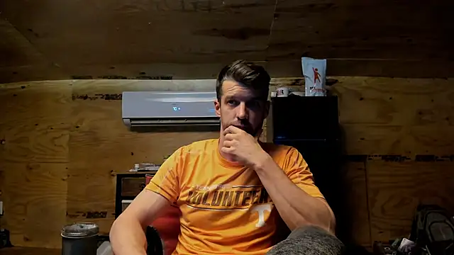 Snapshot of Kenny_Kyle chatting on 11/17/25, 03:23 Kenny Kyle online show from 11/17/25, 03:23