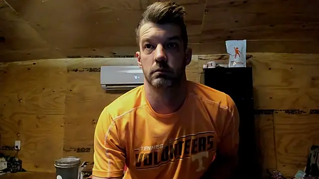 Snapshot of Kenny_Kyle chatting on 11/24/25, 07:19 Kenny Kyle online show from 11/24/25, 07:19