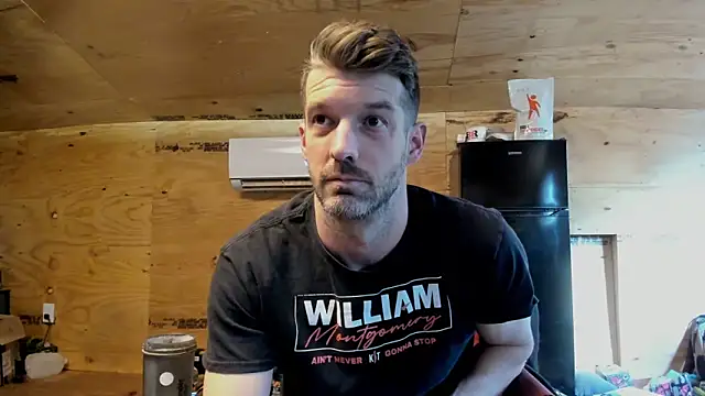 Snapshot of Kenny_Kyle chatting on 11/27/25, 03:25 Kenny Kyle online show from 11/27/25, 03:25