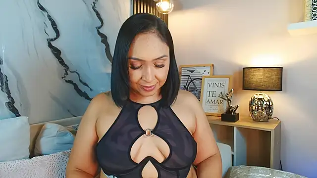 Snapshot of Madissononee chatting on 02/04/25, 05:10 Madissononee online show from 02/04/25, 05:10