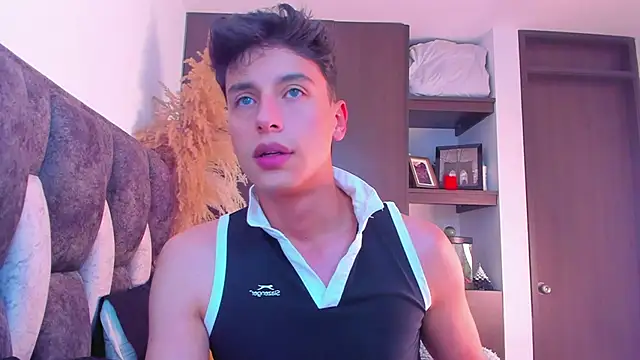 I Gabriel online show from 01/01/25, 03:23