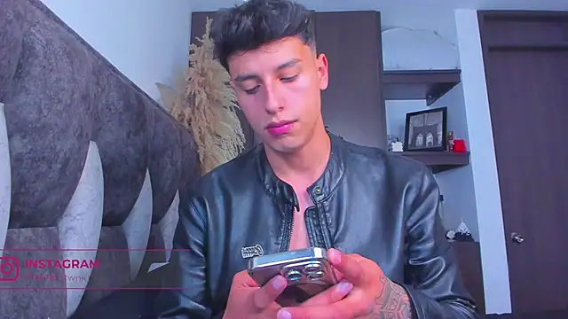 I Gabriel online show from 01/12/25, 01:42