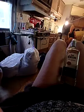 Snapshot of khloebanques chatting on 02/08/26, 04:21 khloebanques online show from 02/08/26, 04:21