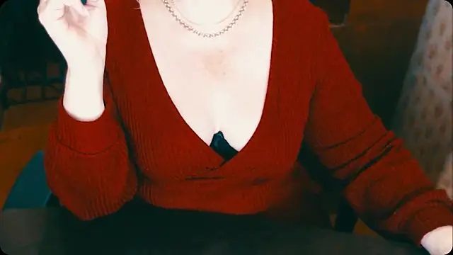 Snapshot of AlisaHot55 chatting on 12/16/24, 11:12 AlisaHot55 online show from 12/16/24, 11:12