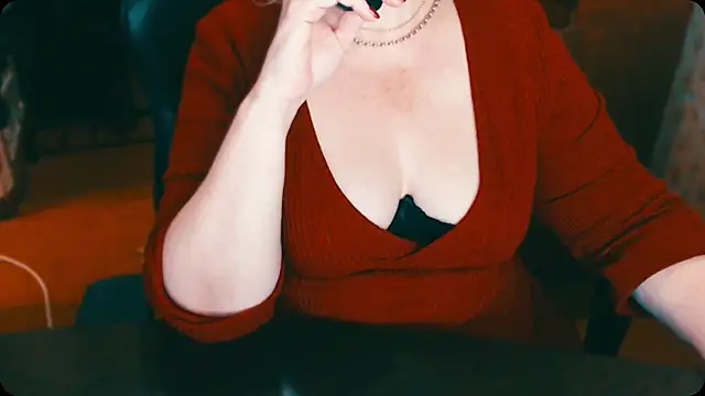 Snapshot of AlisaHot55 chatting on 12/26/24, 07:05 AlisaHot55 online show from 12/26/24, 07:05