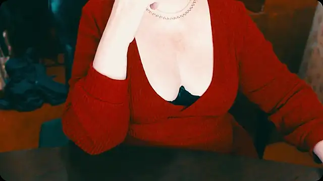 Snapshot of AlisaHot55 chatting on 12/29/24, 08:58 AlisaHot55 online show from 12/29/24, 08:58