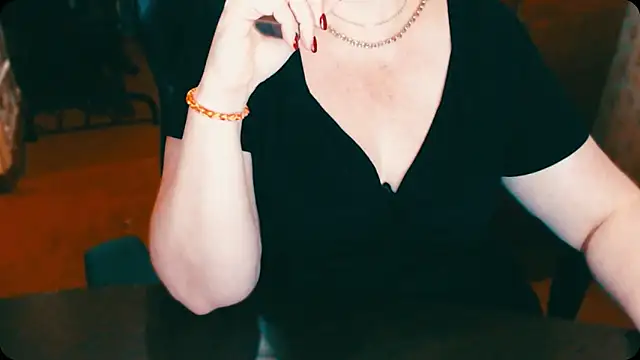 Snapshot of AlisaHot55 chatting on 01/20/25, 06:32 AlisaHot55 online show from 01/20/25, 06:32