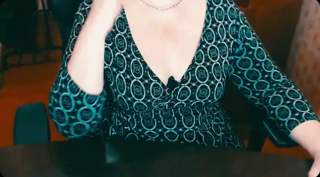 Snapshot of AlisaHot55 chatting on 02/20/25, 01:40 AlisaHot55 online show from 02/20/25, 01:40