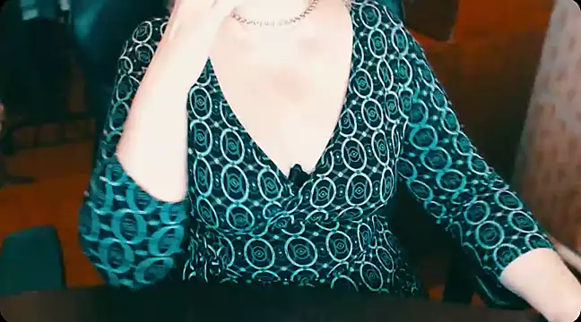 Snapshot of AlisaHot55 chatting on 02/20/25, 04:46 AlisaHot55 online show from 02/20/25, 04:46