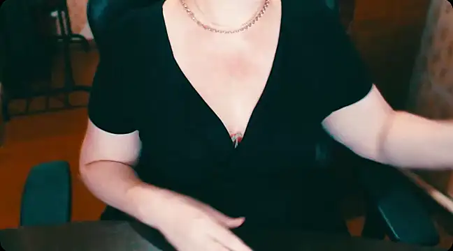 Snapshot of AlisaHot55 chatting on 02/24/25, 03:31 AlisaHot55 online show from 02/24/25, 03:31