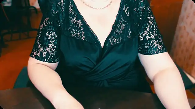 Snapshot of AlisaHot55 chatting on 02/28/25, 10:52 AlisaHot55 online show from 02/28/25, 10:52