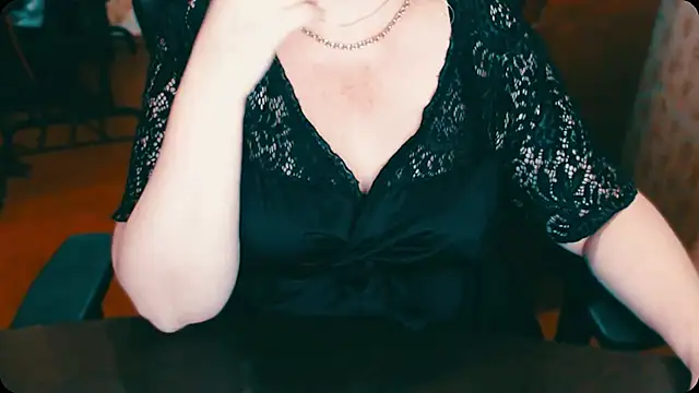 Snapshot of AlisaHot55 chatting on 02/28/25, 03:59 AlisaHot55 online show from 02/28/25, 03:59