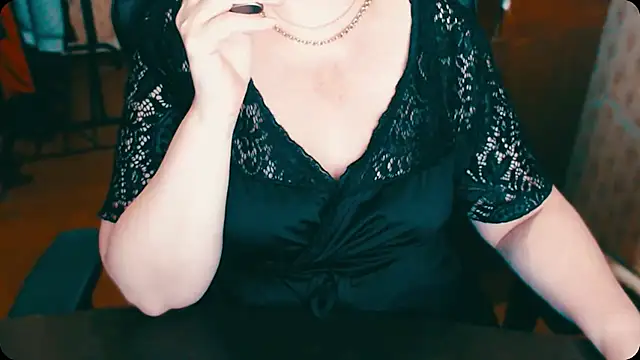 Snapshot of AlisaHot55 chatting on 03/07/25, 06:22 AlisaHot55 online show from 03/07/25, 06:22