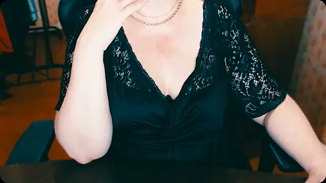 Snapshot of AlisaHot55 chatting on 03/12/25, 02:56 AlisaHot55 online show from 03/12/25, 02:56