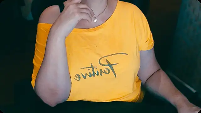 Snapshot of AlisaHot55 chatting on 09/12/25, 09:42 AlisaHot55 online show from 09/12/25, 09:42