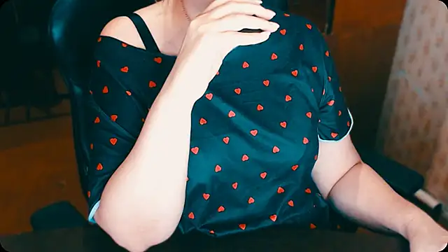 Snapshot of AlisaHot55 chatting on 09/16/25, 12:50 AlisaHot55 online show from 09/16/25, 12:50