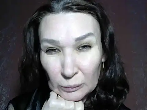 Snapshot of PrettyAndWild chatting on 01/18/25, 04:21 PrettyAndWild online show from 01/18/25, 04:21