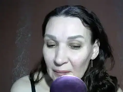 Snapshot of PrettyAndWild chatting on 02/11/25, 05:07 PrettyAndWild online show from 02/11/25, 05:07