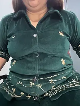 Snapshot of Preet_Kaur_69 chatting on 02/08/26, 06:33 Preet Kaur 69 online show from 02/08/26, 06:33