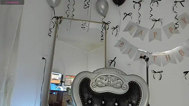 Snapshot of Hela_wet chatting on 06/10/26, 03:50 Hela wet online show from 06/10/26, 03:50