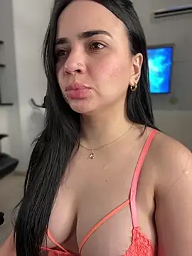 Snapshot of GeorginaJones chatting on 03/07/25, 07:30 GeorginaJones online show from 03/07/25, 07:30