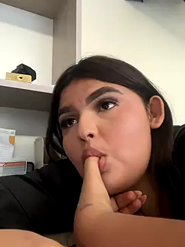 Lia sexx online show from 11/15/25, 08:05