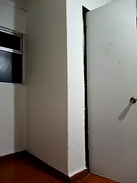 Snapshot of Latinopervs chatting on 02/06/25, 06:18 Latinopervs online show from 02/06/25, 06:18