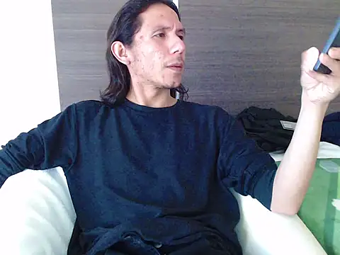 Snapshot of Latinopervs chatting on 11/16/25, 09:31 Latinopervs online show from 11/16/25, 09:31