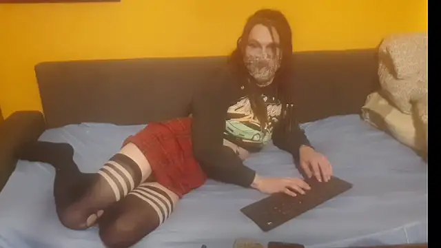 Lillisissi online show from 12/22/25, 01:02