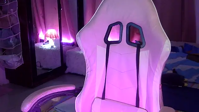 Snapshot of yourbabe_Brielle chatting on 11/20/25, 06:46 yourbabe Brielle online show from 11/20/25, 06:46