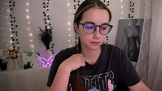 SweetPrincess  online show from 09/12/25, 05:40