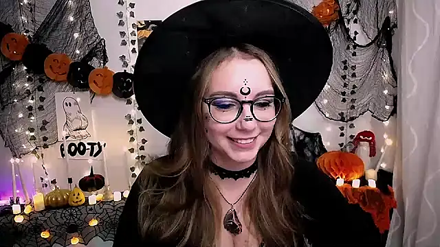 SweetPrincess  online show from 10/29/25, 08:49