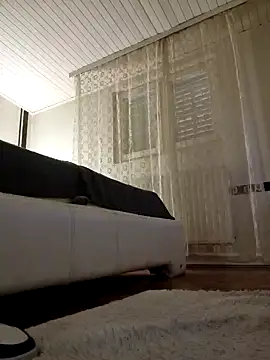 Snapshot of TamaraSavage chatting on 01/17/25, 12:31 TamaraSavage online show from 01/17/25, 12:31