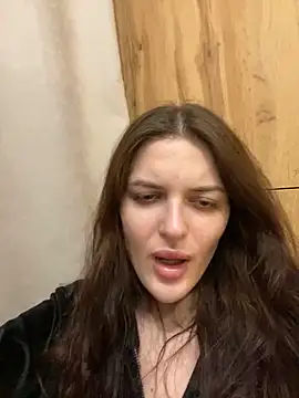 little belucci online show from 02/01/25, 03:50