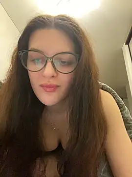 little belucci online show from 02/18/25, 06:26