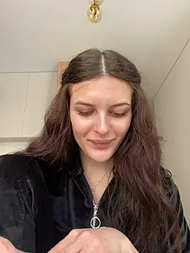 little belucci online show from 02/21/25, 12:50