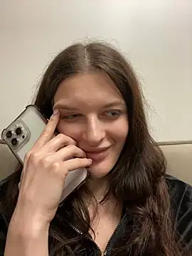 little belucci online show from 03/06/25, 05:22