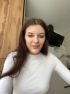 little belucci online show from 03/22/25, 09:24